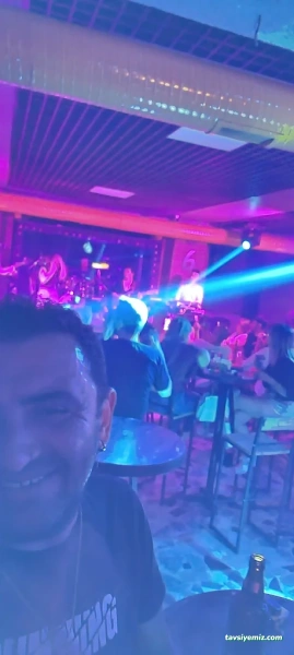 6 Punk Pub & Cafe