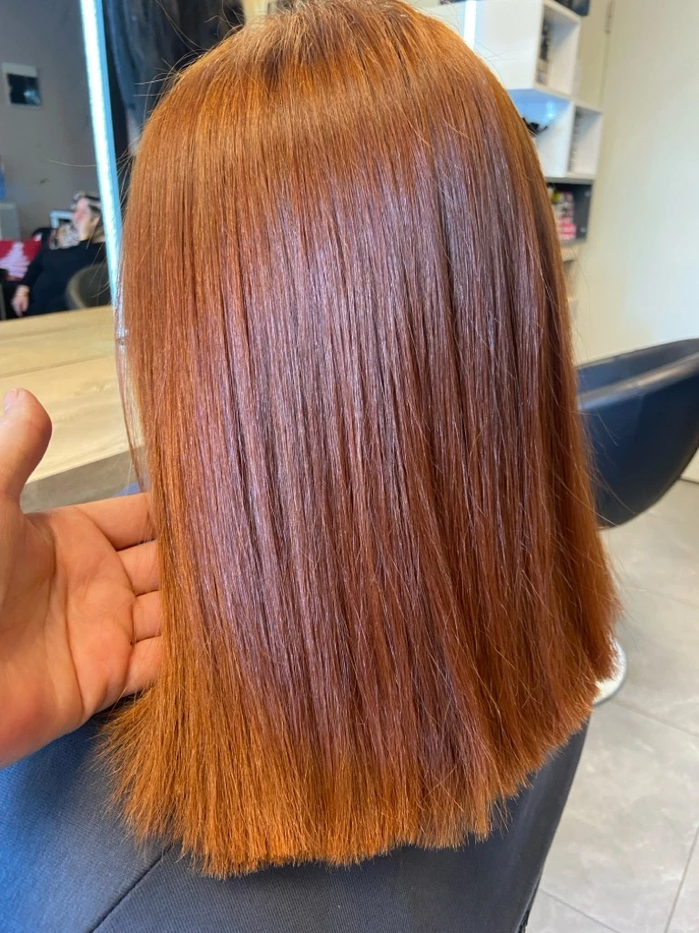 Naze Bayan Kuaförü