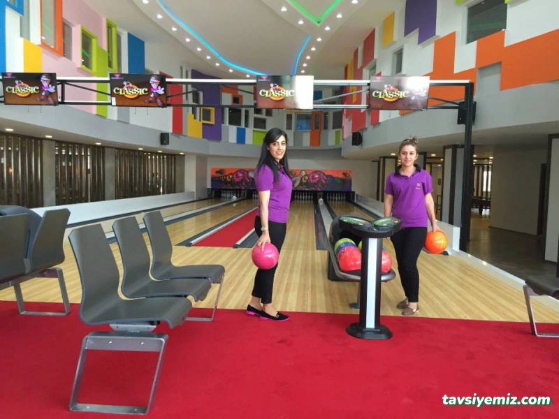 Academy Bowling&Cafe Academy Bowling&Cafe