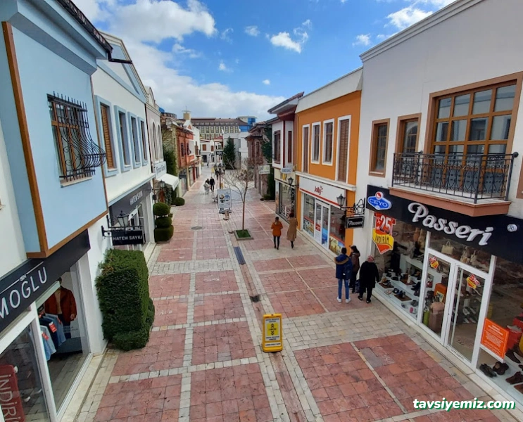 Afium Outlet Ve Eğlence Merkezi Afium Outlet Ve Eğlence Merkezi