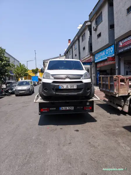 Arnavutköy Oto Çekici Ve Kurtarıcı Yol Yardım Mert Kardeşler