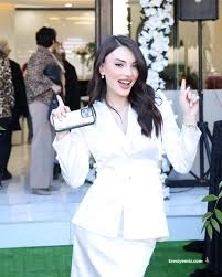 Ayla Baş Fashion House Ayla Baş Fashion House