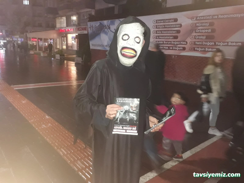 Azazil Korku Evi Batman Azazil Korku Evi Batman