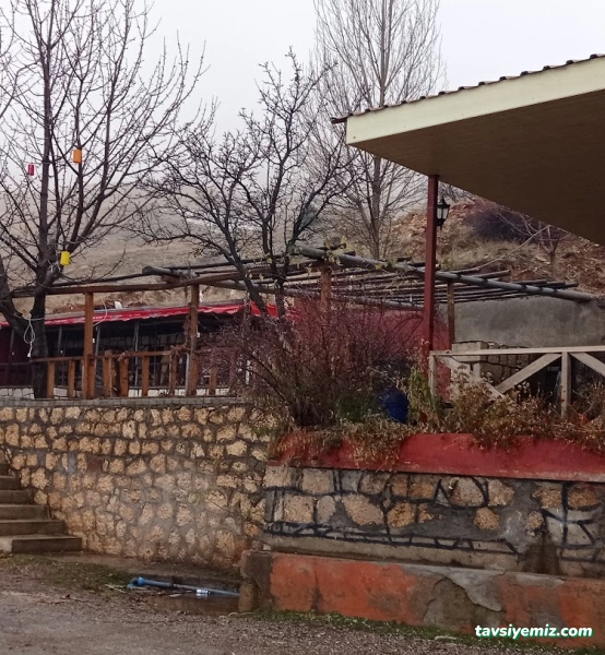B. Çeşme Dinlenme Tesisi B. Çeşme Dinlenme Tesisi