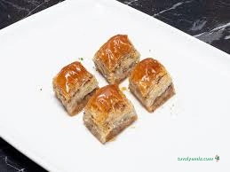 Baksan Antepliğolu Sıcak Tatlı Ve Baklava Baksan Antepliğolu Sıcak Tatlı Ve Baklava