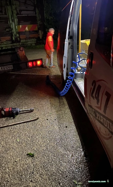 Bay-Las Oto Lastik Ve Mobil Yol Yardım Bay-Las Oto Lastik Ve Mobil Yol Yardım