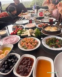 Begonvil Kahvalti Ve Kır Bahçesi Begonvil Kahvalti Ve Kır Bahçesi