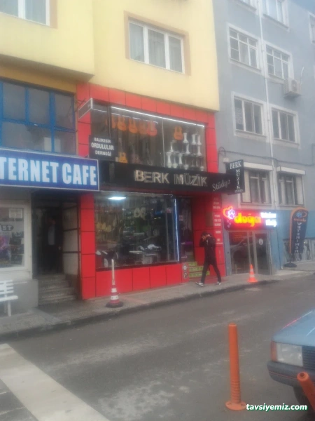 Berk Müzik Altıeylül Merkez