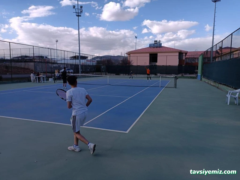 Bingöl Tenis Kortu Bingöl Tenis Kortu