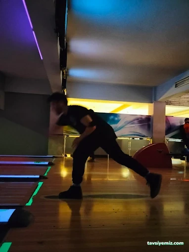 Bowling1 Bowling1