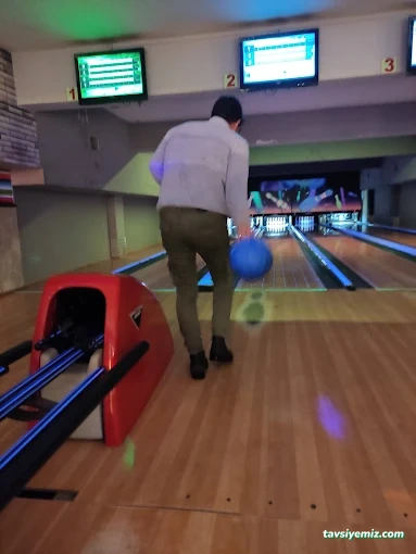Bowling1 Bowling1