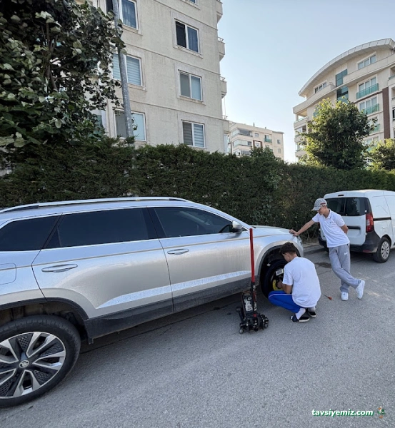 Bursa Oto Lastik Tamiri, 7/24 Yol Yardım, Nöbetçi Otoban Lastik Tamiri , En Yakın Lastikçi, Akü Takviye Bursa Oto Lastik Tamiri, 7/24 Yol Yardım, Nöbetçi Otoban Lastik Tamiri , En Yakın Lastikçi, Akü Takviye