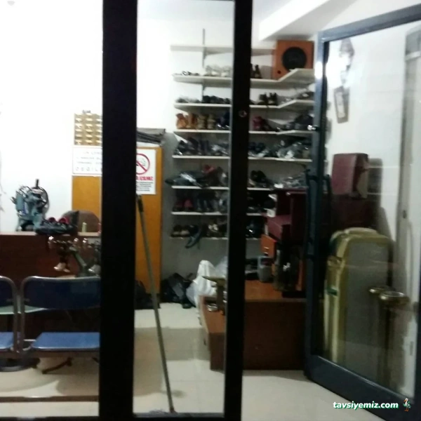 Büşra Lostra Salonu Ayakkabı Hastanesi Büşra Lostra Salonu Ayakkabı Hastanesi