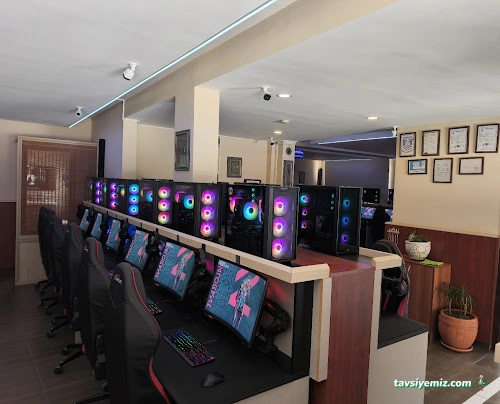 Cafe İnn İnternet & Playstation Cafe Cafe İnn İnternet & Playstation Cafe