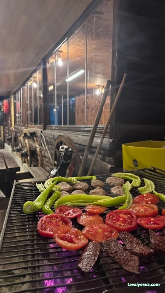 Çamtarla Cafe & Restaurant Ve Aile Piknik Alanı Çamtarla Cafe & Restaurant Ve Aile Piknik Alanı