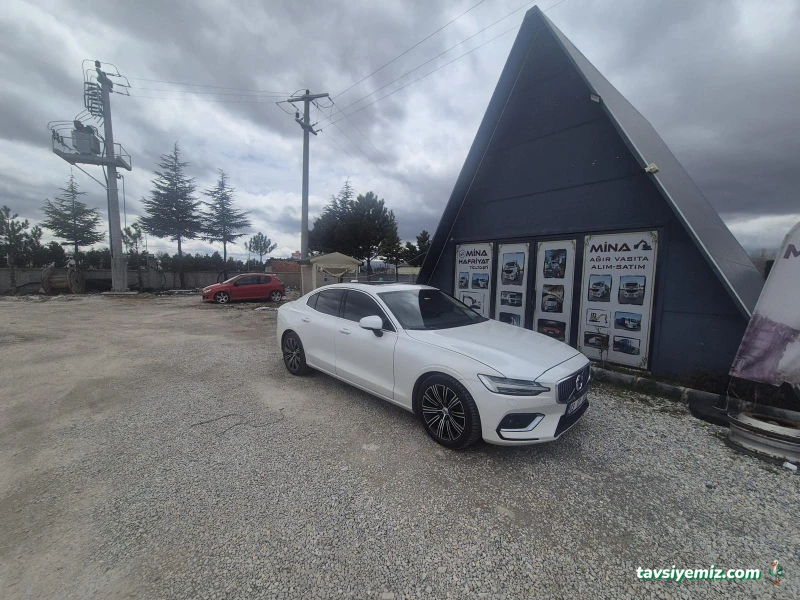 Candy Oto Rent A Car