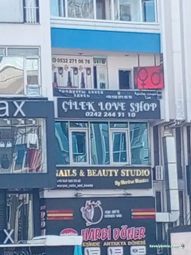 Çilek Love Seks Shop