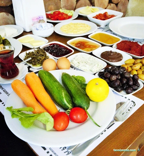 Çınar Kahvaltı Salonu Cafe Çınar Kahvaltı Salonu Cafe