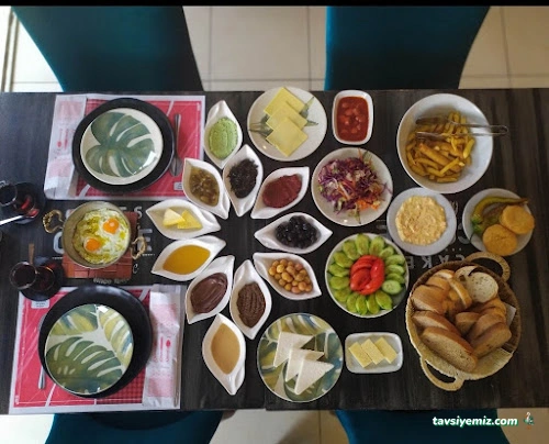 Çınar Kahvaltı Salonu Cafe Çınar Kahvaltı Salonu Cafe