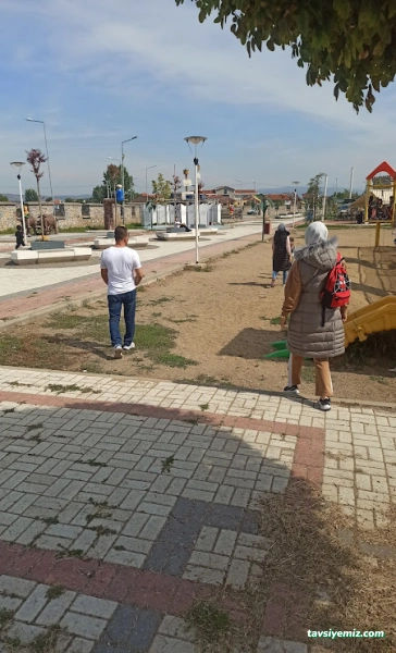 Çınar Kiraathanesi Çınar Kiraathanesi
