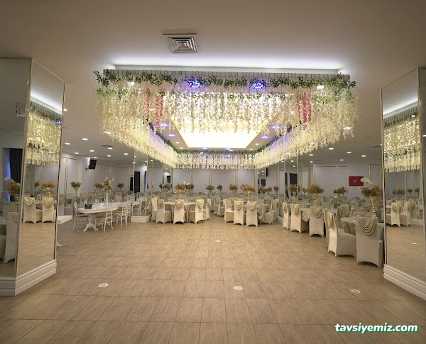 Çırağan Park Balo Düğün Davet Salonları Çırağan Park Balo Düğün Davet Salonları