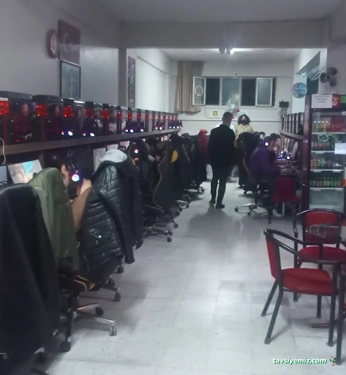 Computer Internet Cafe Computer Internet Cafe