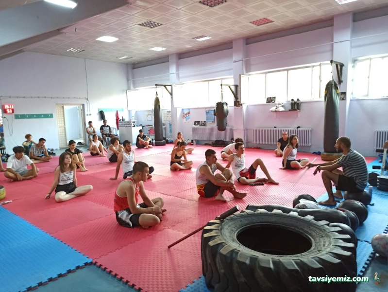 Cy Kickboks Savunma Sporları Cy Kickboks Savunma Sporları
