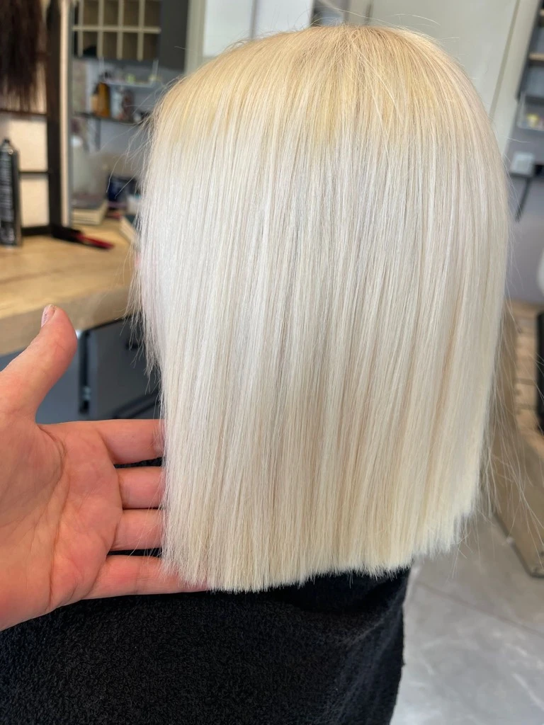 Naze Bayan Kuaförü