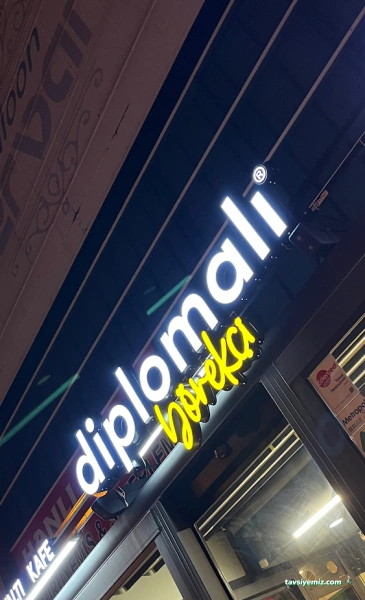 Diplomalı Börekçi Diplomalı Börekçi