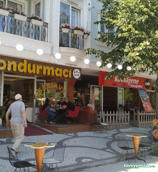 Dondurmacı Halil Usta Dondurmacı Halil Usta