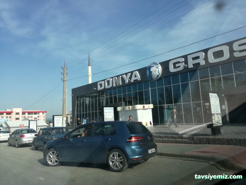 Dünya Gross Dünya Gross