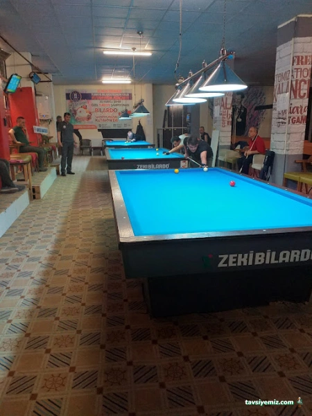Exalance Billard's Club