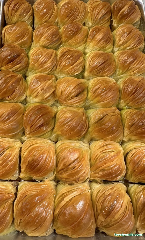 Zeugma Antep Yörem Baklavaları Zeugma Antep Yörem Baklavaları