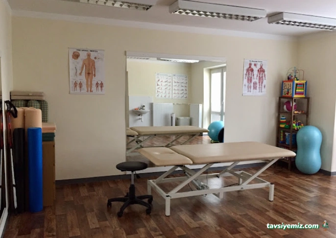 Fizyoterapist Barış Metin