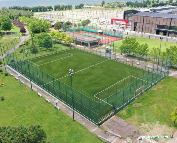 Galatasaray Kocaeli İzmit Futbol Okulu Galatasaray Kocaeli İzmit Futbol Okulu