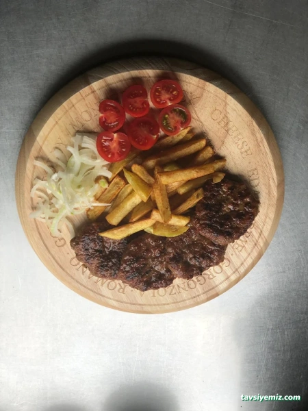 Gölova Et Mangal