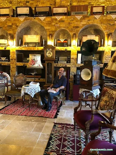 Gramofhan Antika Satış Mağazası Ve Butik Cafe Gramofhan Antika Satış Mağazası Ve Butik Cafe