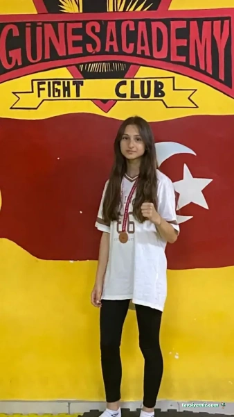 Güneş Fıght Clup Güneş Fıght Clup