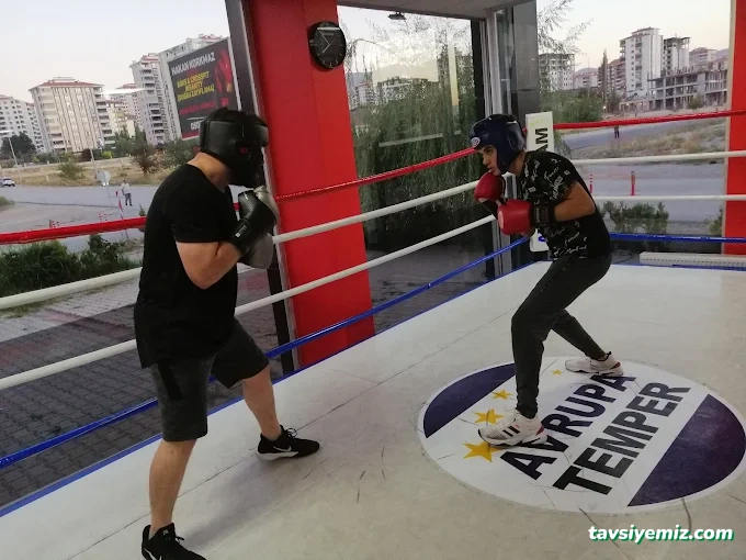 Hakan Korkmaz Spor Salonu Fitness-Boks