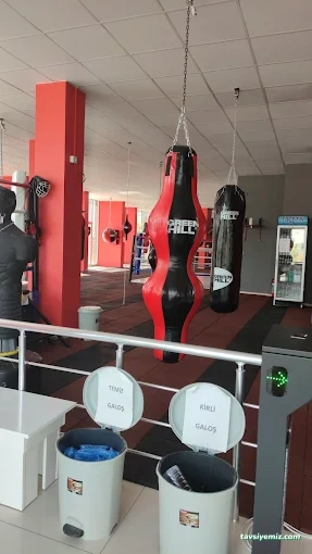 Hakan Korkmaz Spor Salonu Fitness-Boks