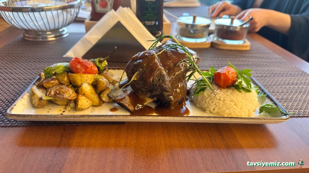 Harbor Grıll Steak House