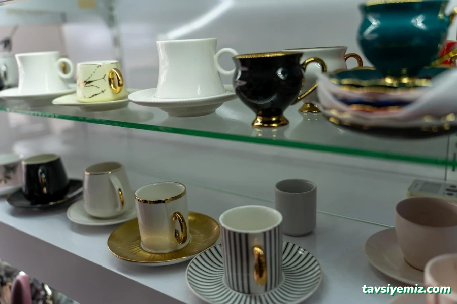Harputlu Avm Bayburt Gelinlik & Moda Evi - Bayan Giyim & Çeyiz Mağazası Harputlu Avm Bayburt Gelinlik & Moda Evi - Bayan Giyim & Çeyiz Mağazası
