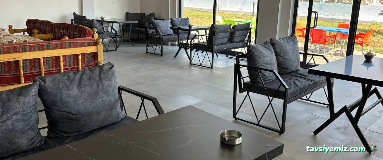 Havuz Başı Cafe 88 Aile Çay Bahçesi