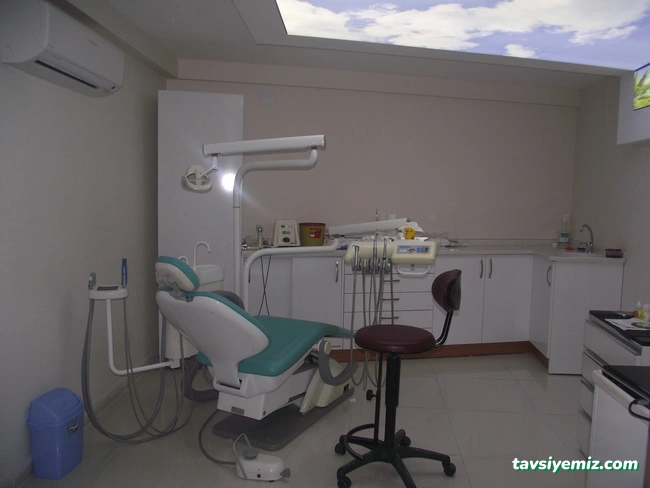 Hayat Ağız Ve Diş Kliniği Hayat Ağız Ve Diş Kliniği