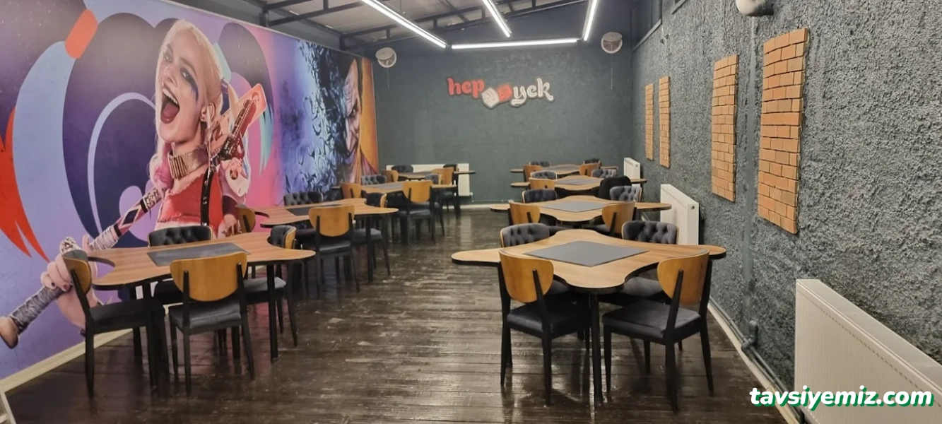 Hepyek Cafe & Game Lounge Hepyek Cafe & Game Lounge