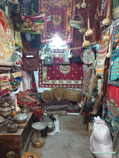 Işıker Antika Tarihi Halı Ve Kilim Işıker Antika Tarihi Halı Ve Kilim
