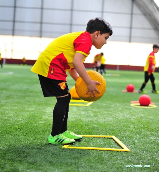 Isparta Göztepe Futbol Okulu Isparta Göztepe Futbol Okulu