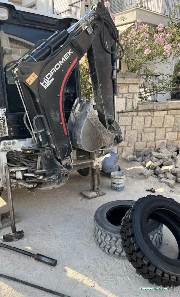 İzmir Lastik Yol Yardım 7/24 Açık Bornova