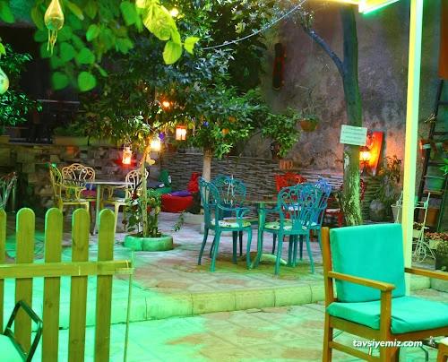 Keyf-İ Çikin Kafe,Nargile,Okey Eglence Bahçesi Keyf-İ Çikin Kafe,Nargile,Okey Eglence Bahçesi