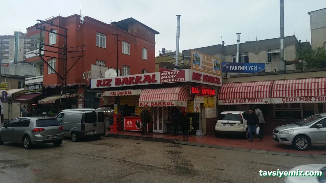 Kız Bakkal
